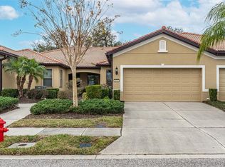 430 Cedar Falls Dr, Apollo Beach, FL 33572