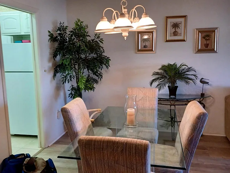 4725 Cove Cir #108 — Photo 4
