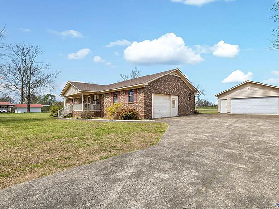 5th image of 70 Niles Rd