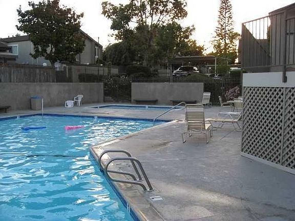 4th image of 11045 Clairemont Mesa Blvd