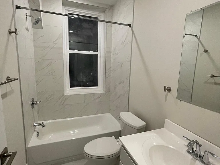 507 Christian St — Photo 9
