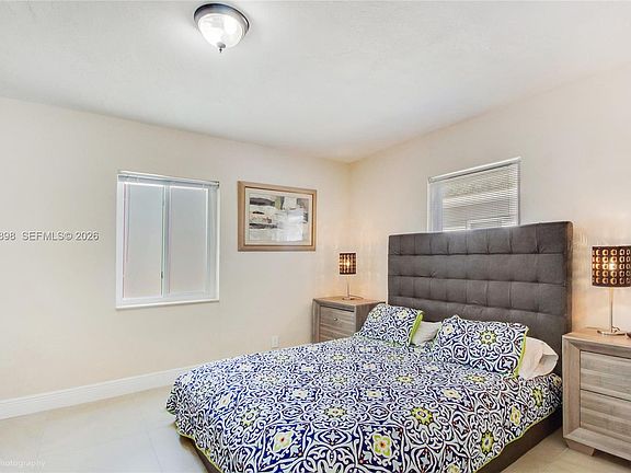 5th image of 518 SW 7th Ave #520
