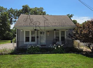 104 E McKay St, Frontenac, KS 66763