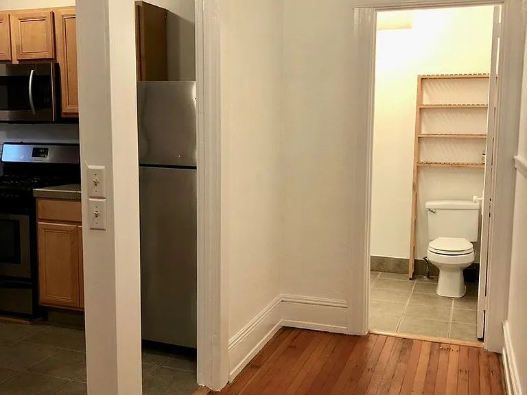 2109 NW Irving St #104 — Photo 14