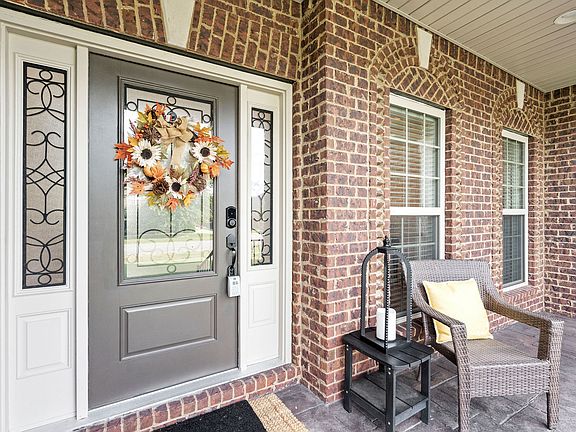 5th image of 4232 Thoroughbred Ln