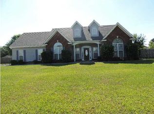 248 McRae Rd, Deatsville, AL 36022