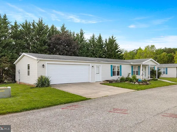 602 Pine Tree Ln, Abbottstown, PA 17301