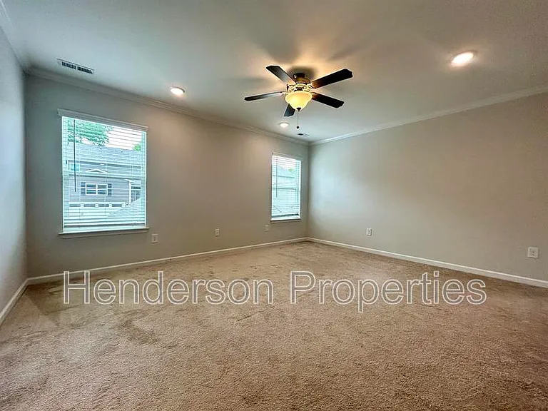 512 Laurel Walk Ln — Photo 12