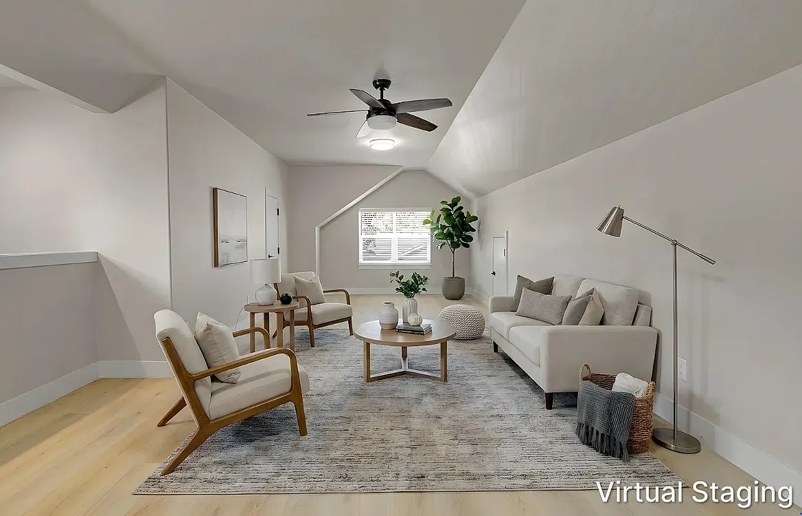 4 bed, 3.5 bath, 2320 sqft, $3,000 — Photo 1