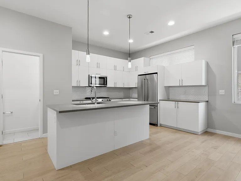 1295 Osceola St #1 — Photo 13