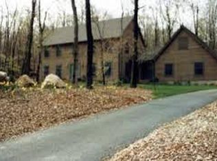 9 Crestview Ter, Montvale, NJ 07645