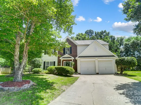 14100 Arbor Ridge Dr, Charlotte, NC 28273