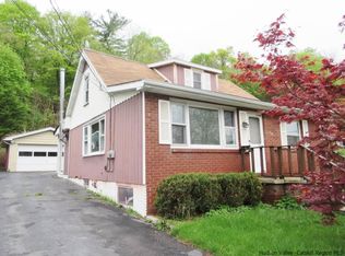 136 Elm St, Saugerties, NY 12477