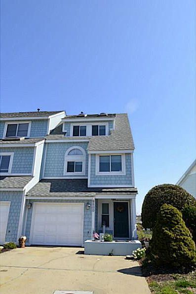 1st image of 9500 Bay Front Dr