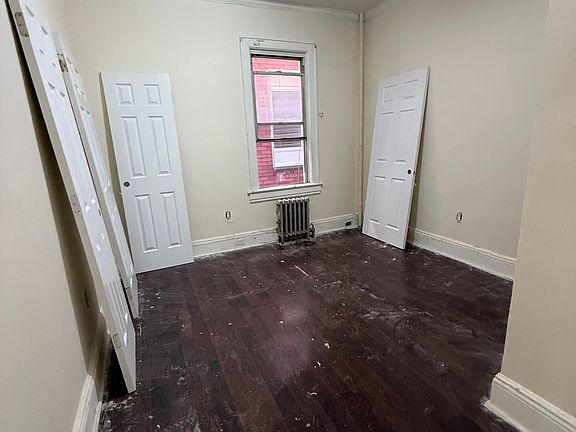 5th image of 29 Riverview Pl Floor 2