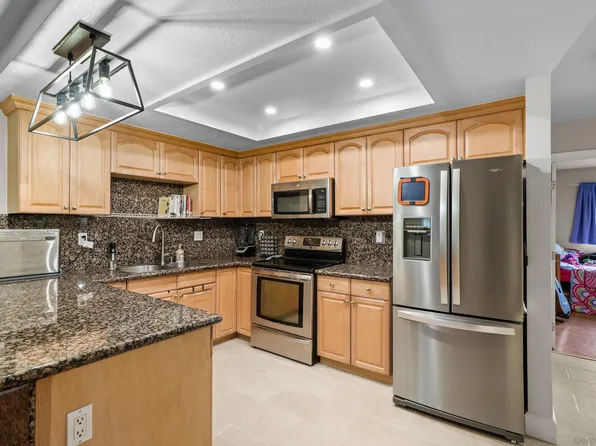 2219 Burroughs St Unit 11, San Diego, CA 92111