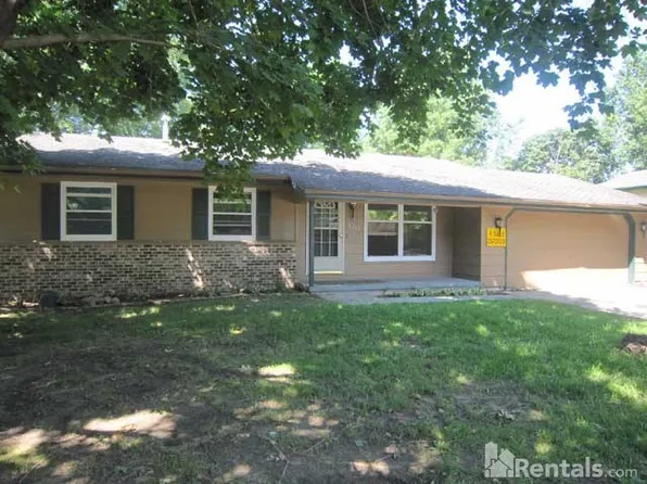 1242 N Page St, Stoughton, WI 53589