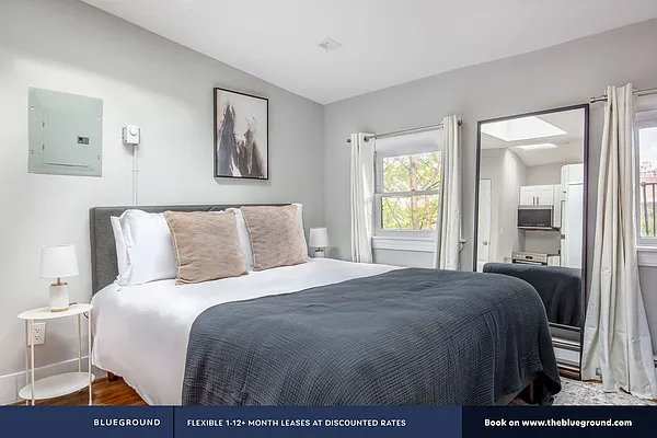 Rented by The Blueground | media 26