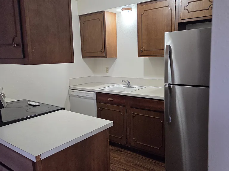 527 Washington St #2 — Photo 5