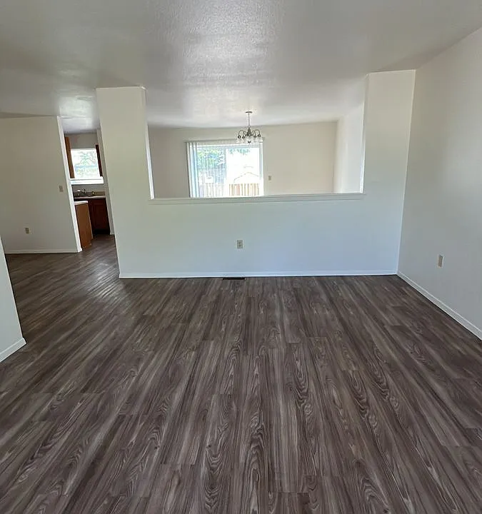 1045 Sitting Bull Ct