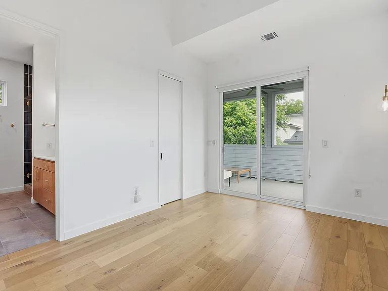 1707 Deloney St #2 — Photo 13