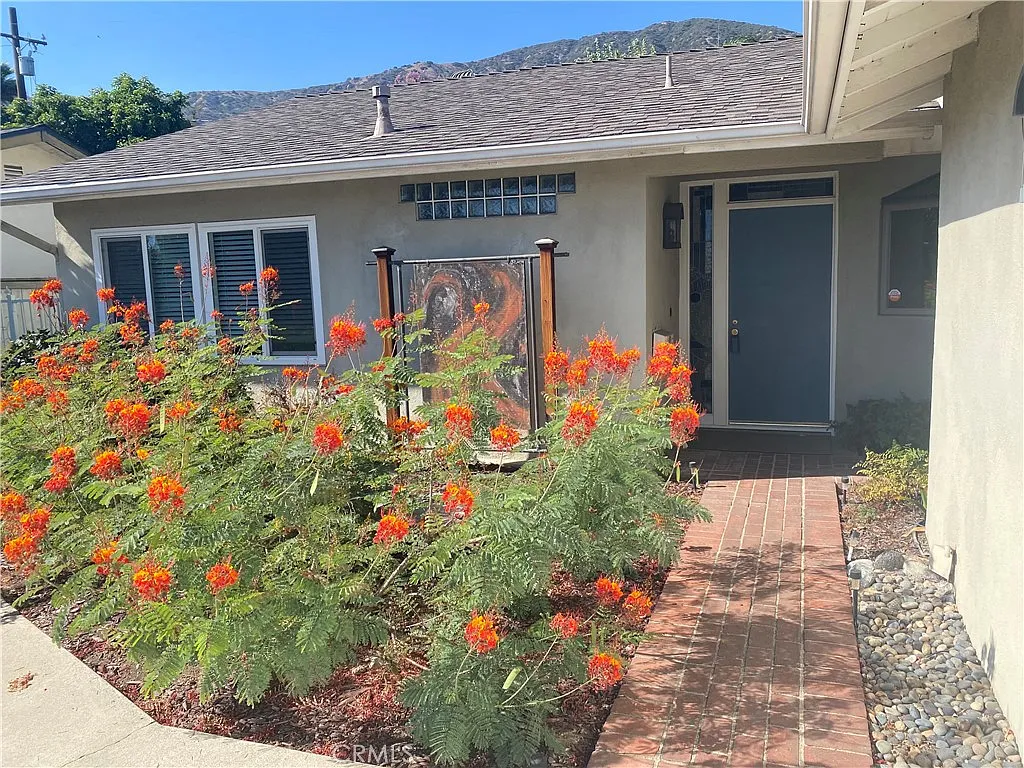 3 bed, 1475 sqft, $3,750 — Photo 2