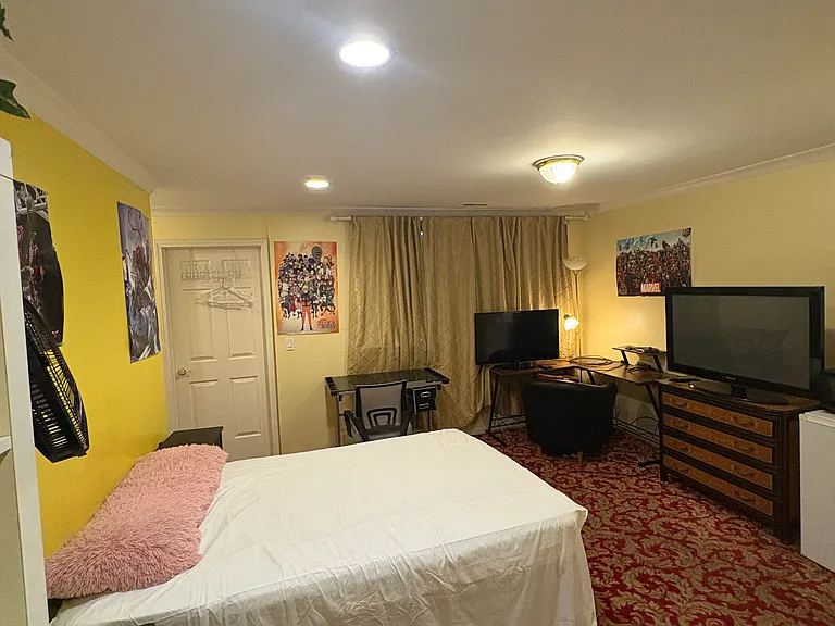1441 S Washington Ave — Photo 2