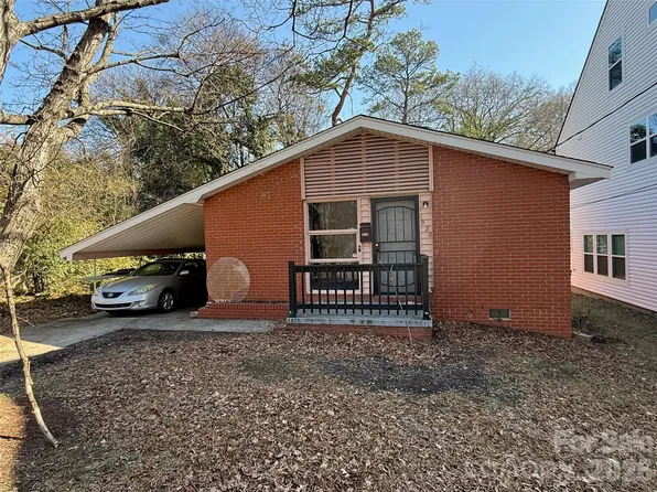 1920 Irma St, Charlotte, NC 28216