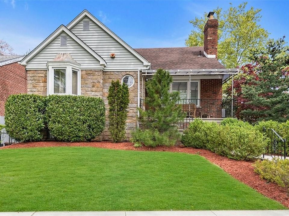 1st image of 1221 Pelham Parkway N