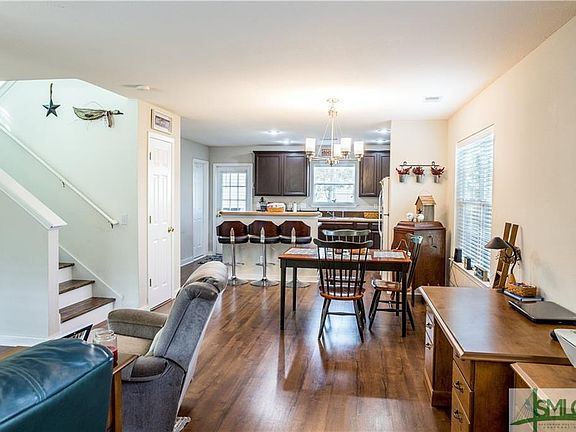 3rd image of 21 Westbourne Way