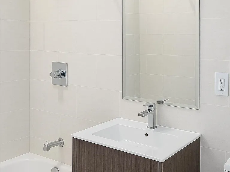 509 Washington St #4 — Photo 6