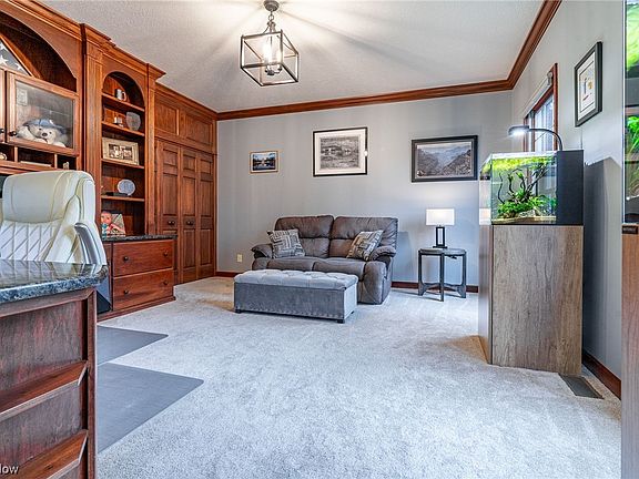 5th image of 1146 Foxhollow Ln