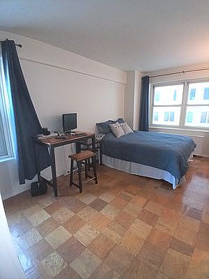4th image of 159 W 53rd St APT 18H