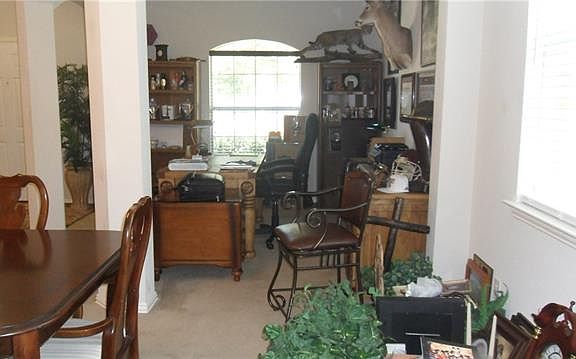 3rd image of 707 Bowie Ln