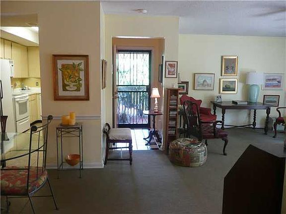 3rd image of 4745 Gladeside Dr #2