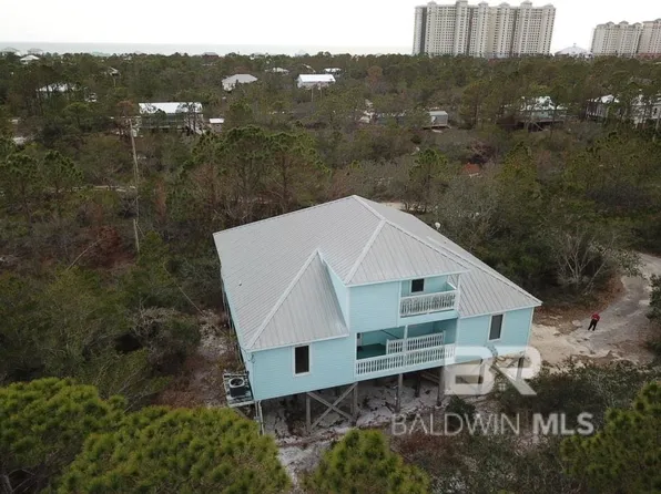 8919 Diamond Dr, Gulf Shores, AL 36542