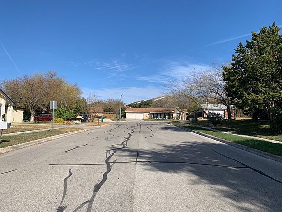 5th image of 12652 King Oaks Dr
