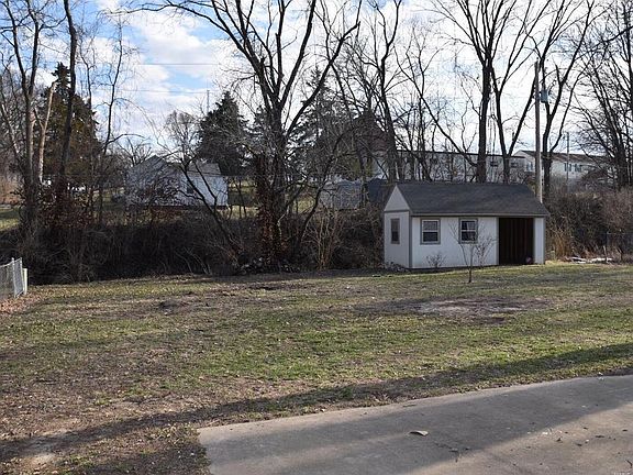 3rd image of 106 Blair Ave