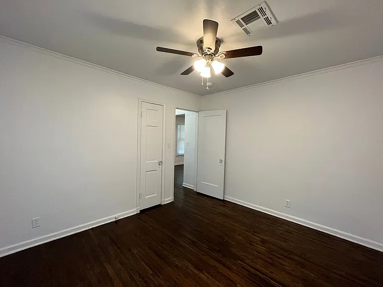 819 N Gary Pl — Photo 13
