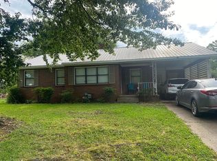 303 Craddock Ave, Sylacauga, AL 35150