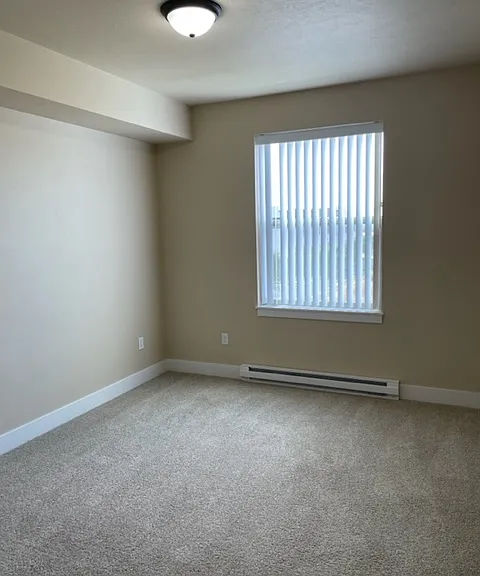 963SQFT Unit Bedroom