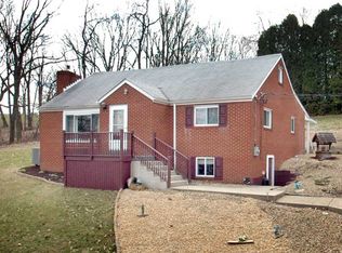 4301 Cyril Dr, Pittsburgh, PA 15239