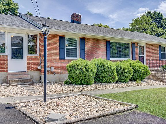 5th image of 3834 Green Valley Dr