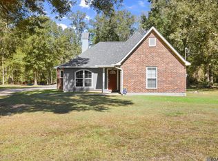 13187 N Montrose St, Denham Springs, LA 70726