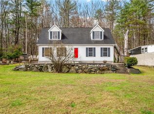 447 Steere Farm Rd, Burrillville, RI 02830