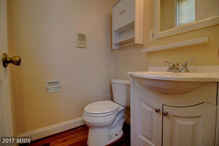 1419 Olive St — Photo 10