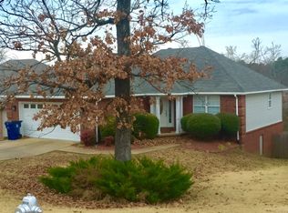 49 Emerald Dr, Maumelle, AR 72113