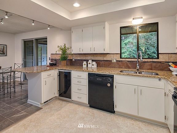 5th image of 1406 Ttereve Drive