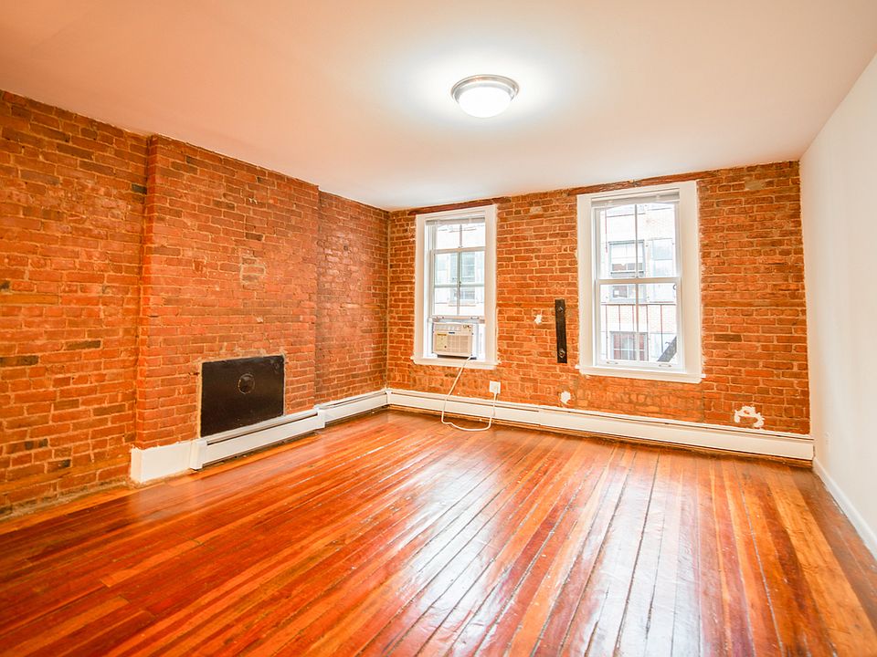 1st image of 33 Crosby St #5RF