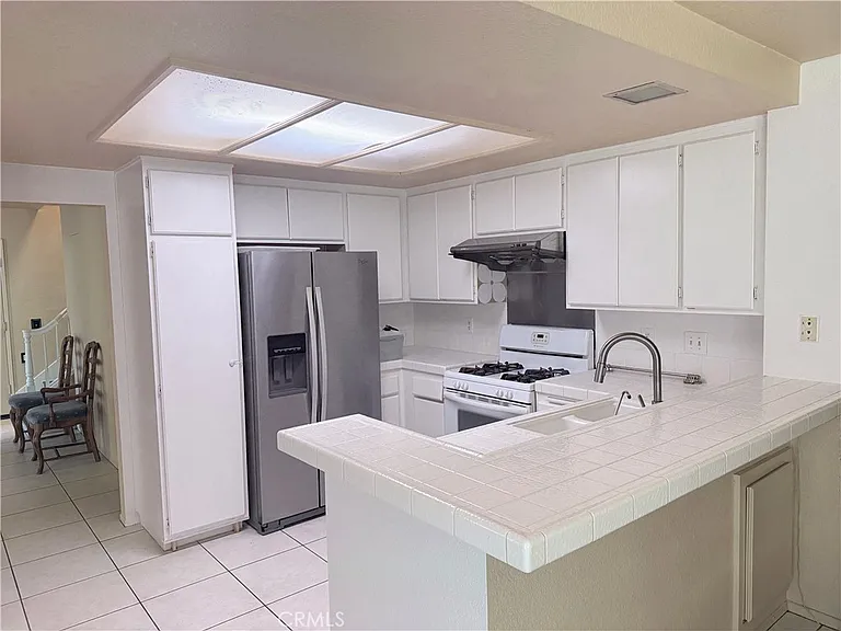 20834 Crest Ln — Photo 5